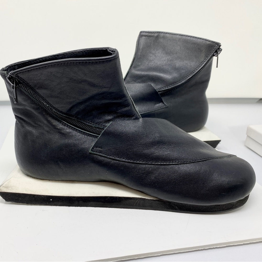 New Ankle Boots by VOID SHOES, New York, in original dust bag - Picture 2 of 10
